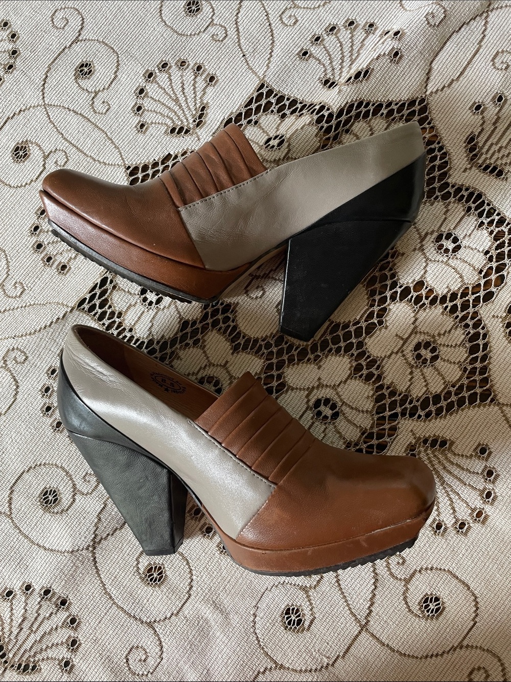 John Fluevog Portside Platform Heeled Tricolor Brown/Grey/Black - Size 38.5